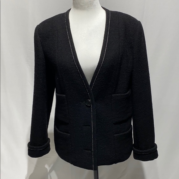 Chanel - jacket - Picture 1 of 13